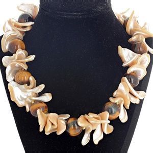 Unique Splendid Shell and Tiger Eye Necklace